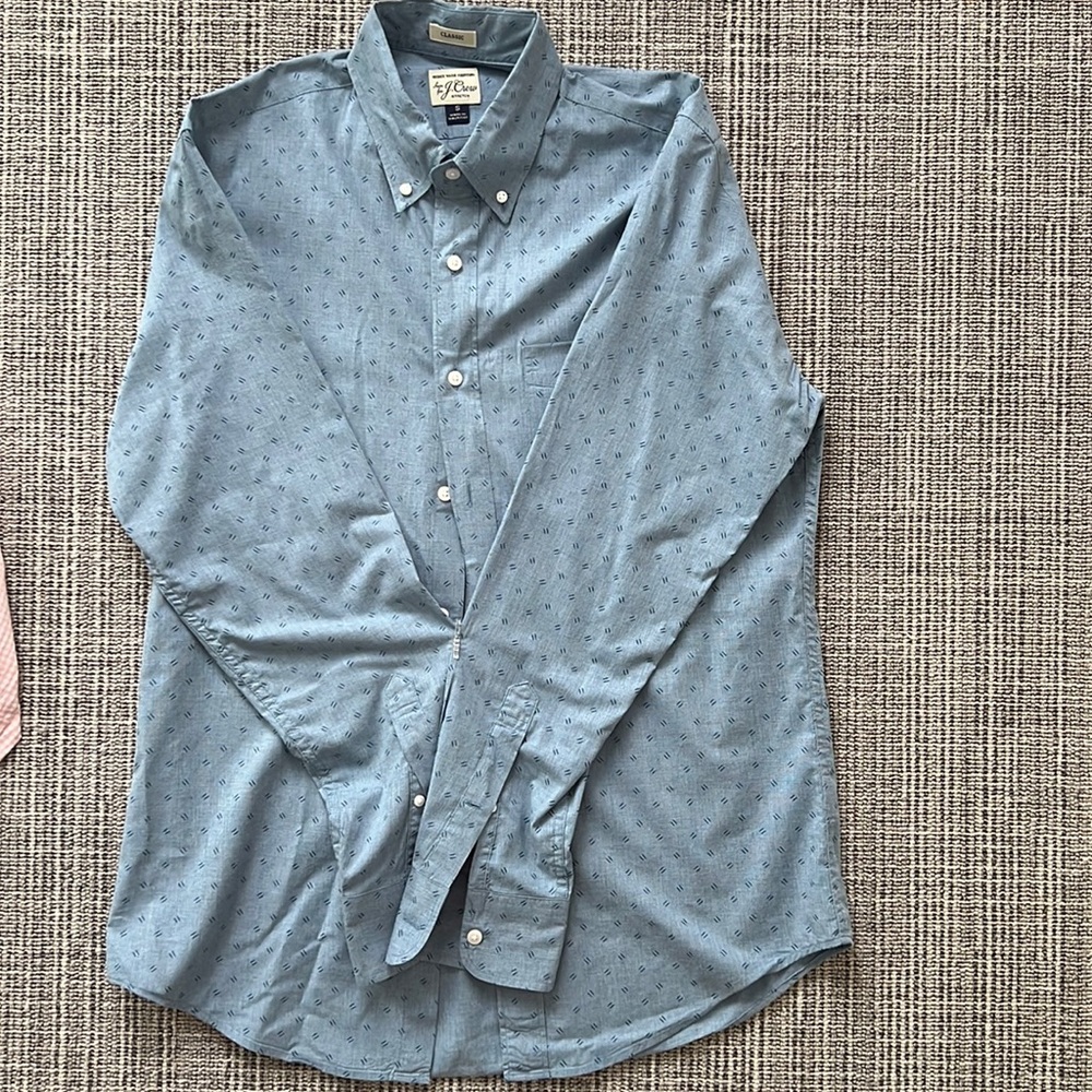 Like new button down.  Worn once.